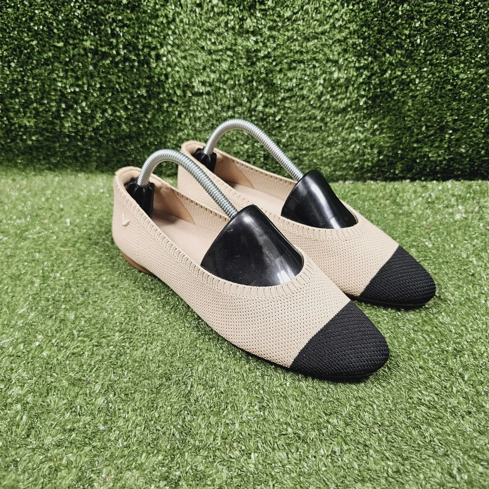 Vivaia Aria Ballet Almond Black Comfort Ballet Flats Womens 36.5 US Size 6